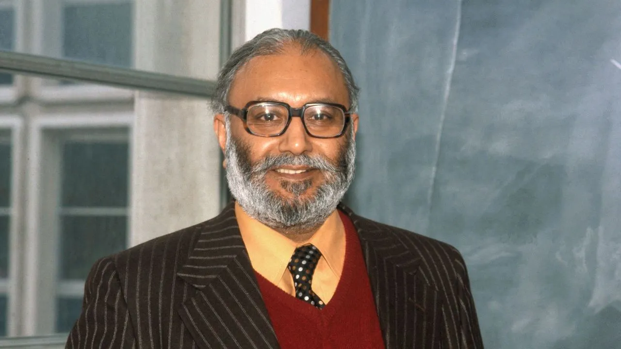 আব্দুস সালাম: নোবেলজয়ী পদার্থবিজ্ঞানীর জীবন ও কর্ম